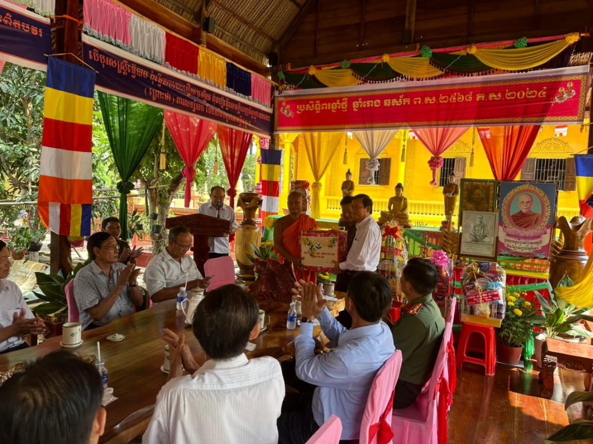 Thăm Tết Khmer 2.png