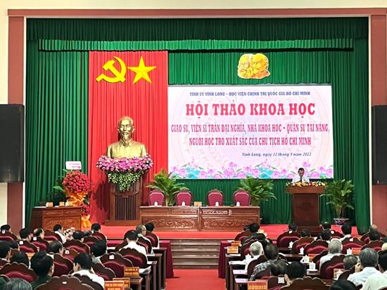 Trien lam ky niem 110 nam ngay sinh gs vs anh hung lao dong Tran Dai Nghia_1.jpg