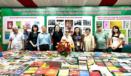 Trien lam ky niem 110 nam ngay sinh gs vs anh hung lao dong Tran Dai Nghia_6.jpg